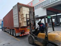 江都浙江客戶柴油機(jī)裝柜發(fā)貨